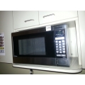 Panasonic Stainless Steel Genius 1.2 cuft 1200 Watt Microwave